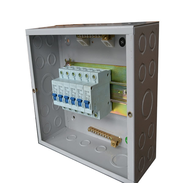Fire distribution box effectively insulates fire